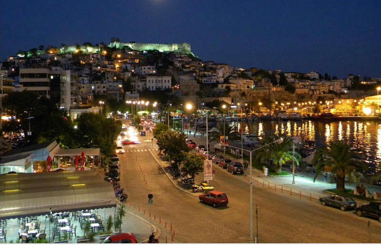 Aris Studios Kavala Buitenkant foto
